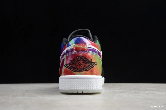 Galaxy Jordan CW7309-090 Air Low 1 0826